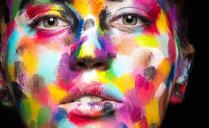Okładka artykułu Efektywne użycie barw w marketingu — Kolor kluczem do umysłu