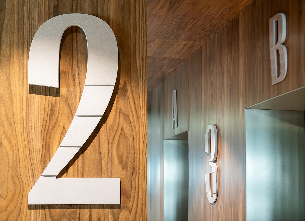 Komunikacja wizualna Lakeside w Warszawie