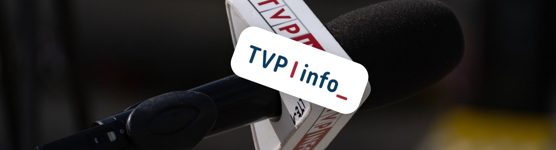 Okładka artykułu TVP Info zmienia logo, bo… musi? — Co wiemy o nowym znaku i identyfikacji TVP Info