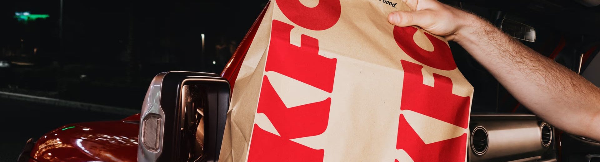 Okładka artykułu KFC odświeża identyfikację &mdash; Za projekt odpowiada JKR